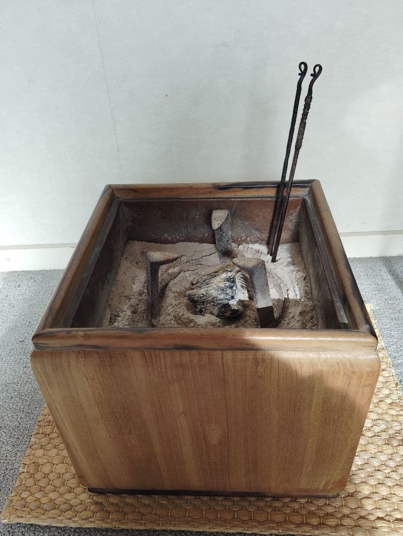 かわいい箱火鉢　手焙り　今日から火鉢のある生活♪