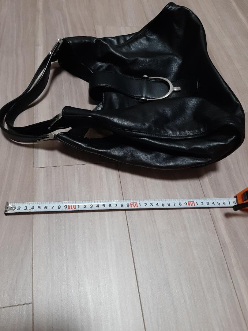 【未使用 カバー袋付】GUCCI グッチ ブラックレザー ハンドバッグ 黒革