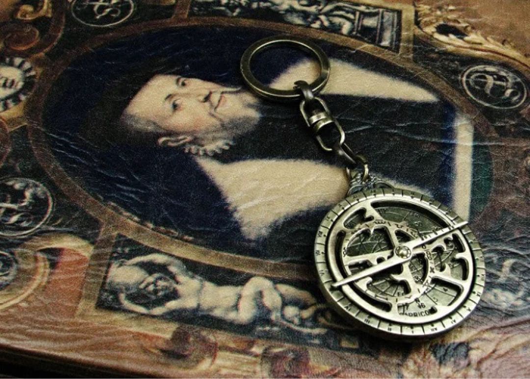 アストロラーベキーチェーンφ4.5ｃｍ　古代天文機器　真鍮製　スペイン