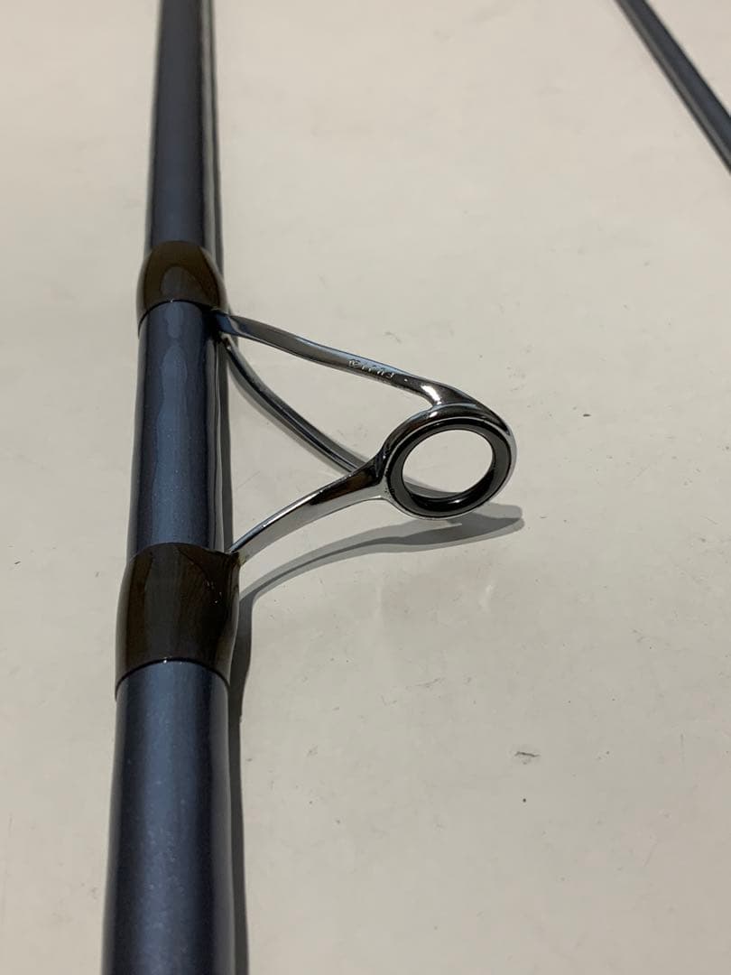 SHIMANO シマノ　PROSURF 405BX 投げ竿 収納ケース付き　並継