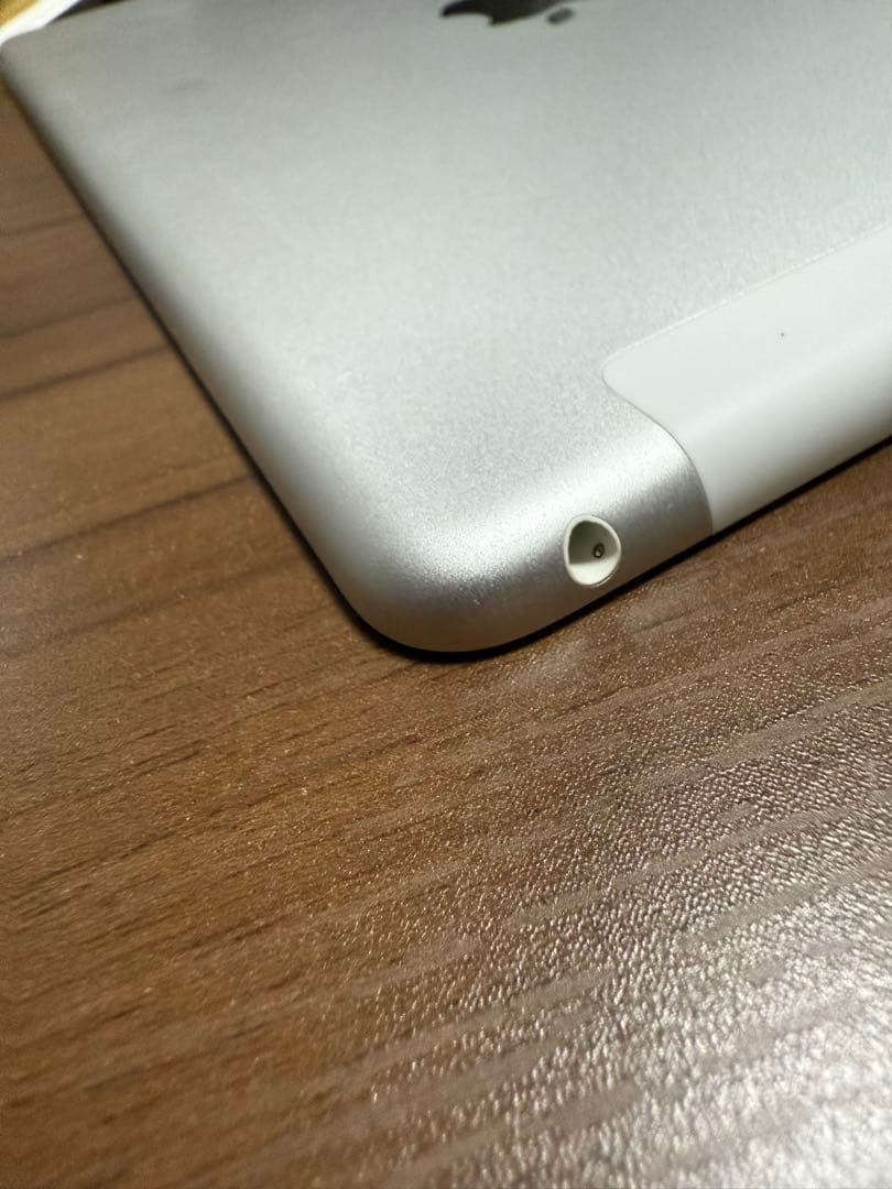 【hirary】Apple iPad (第5世代) 32GB