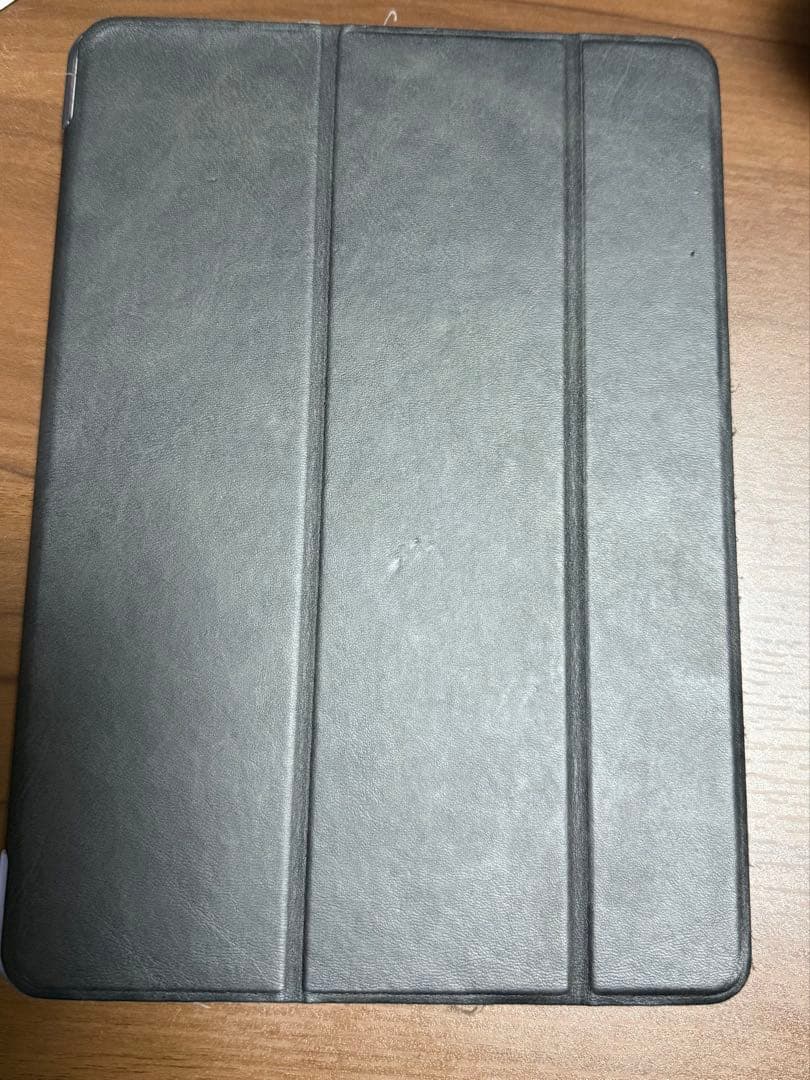 【hirary】Apple iPad (第5世代) 32GB