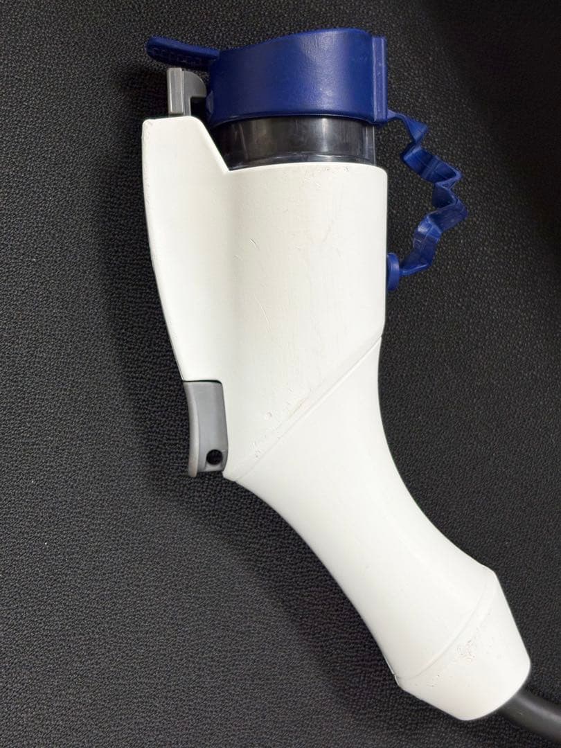 ⚫︎送料無料⚫︎動作確認済⚫︎日産純正 リーフ サクラEV車 電気自動車 充電ケーブル