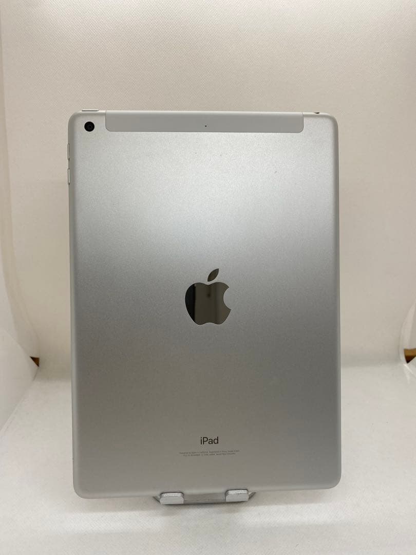 ジャンク品iPad 第6世代 32GB SIMフリー　06223