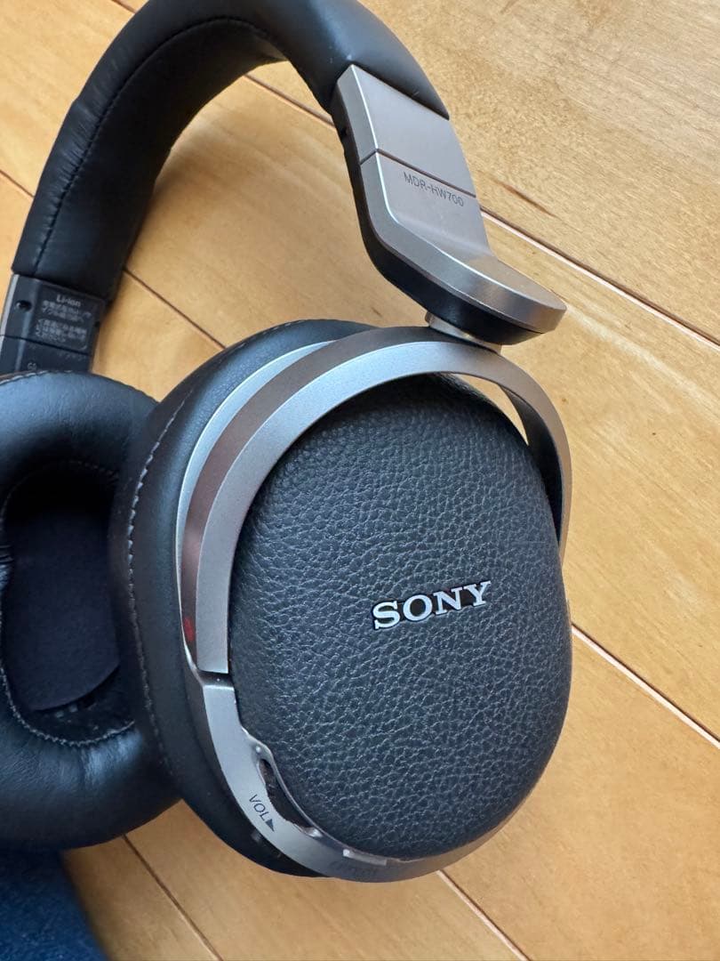 SONY MDR-HW700 増設ヘッドホン