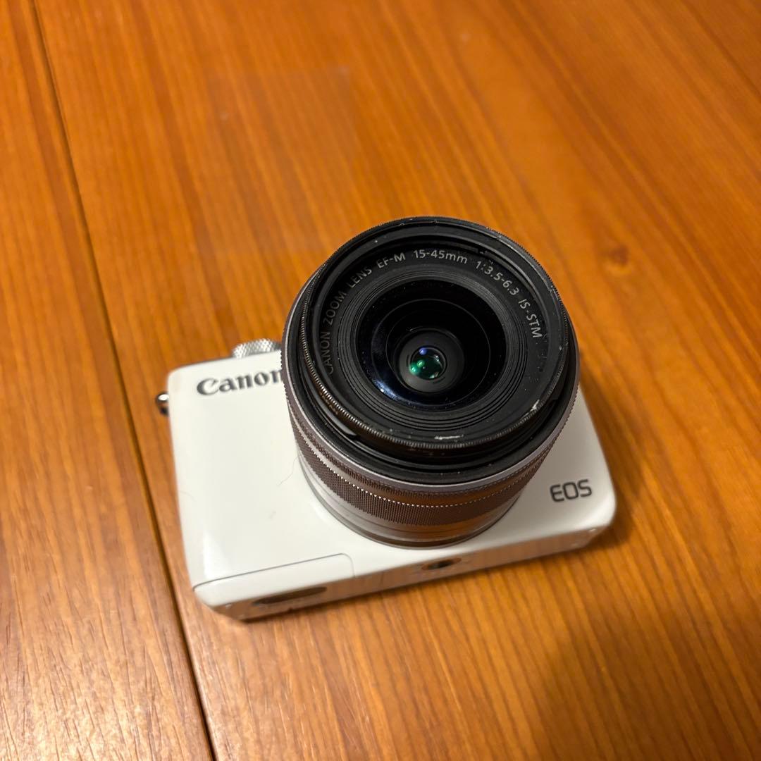 CANON キヤノンEOS M10 ホワイト Wi-Fi機能搭載 レンズキット
