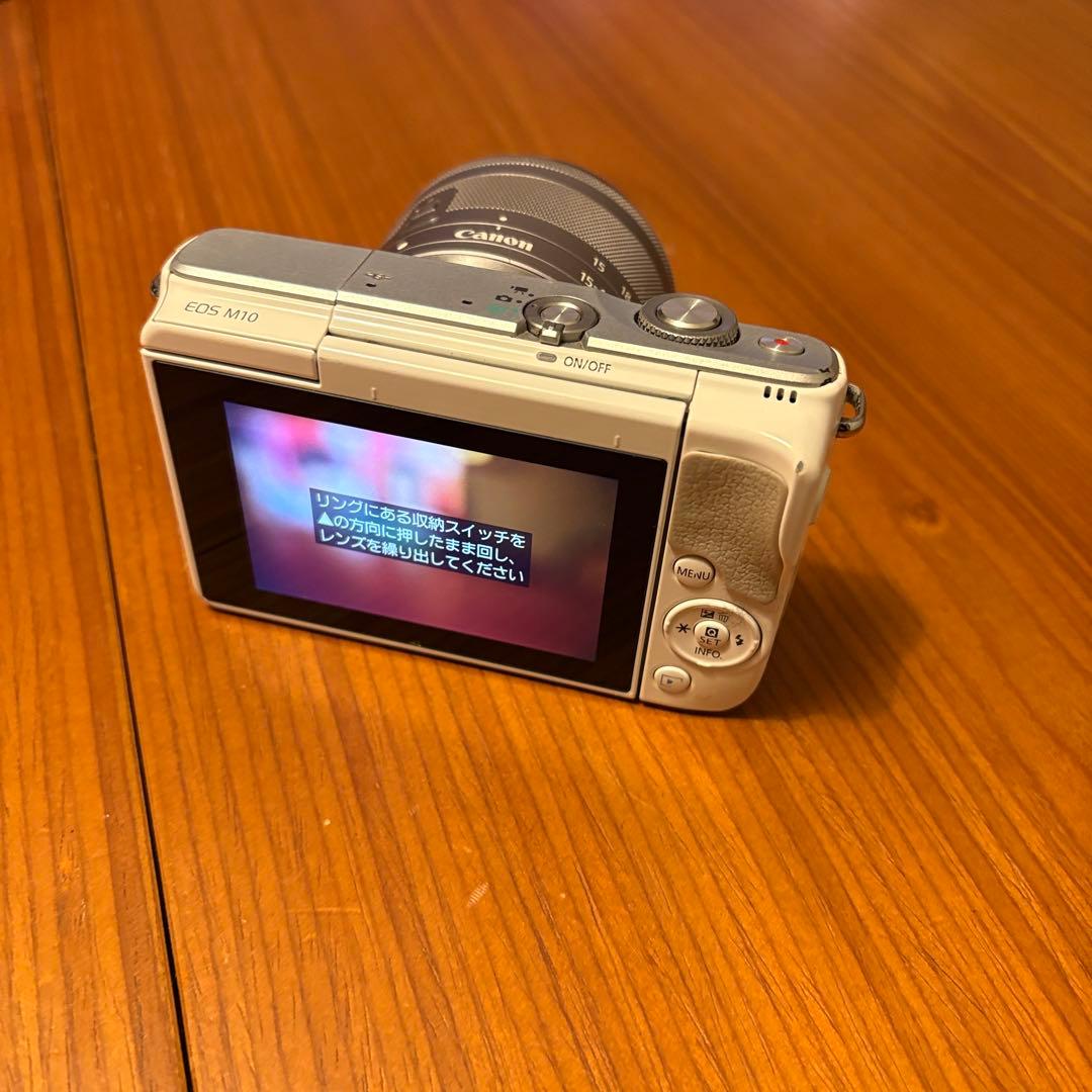 CANON キヤノンEOS M10 ホワイト Wi-Fi機能搭載 レンズキット