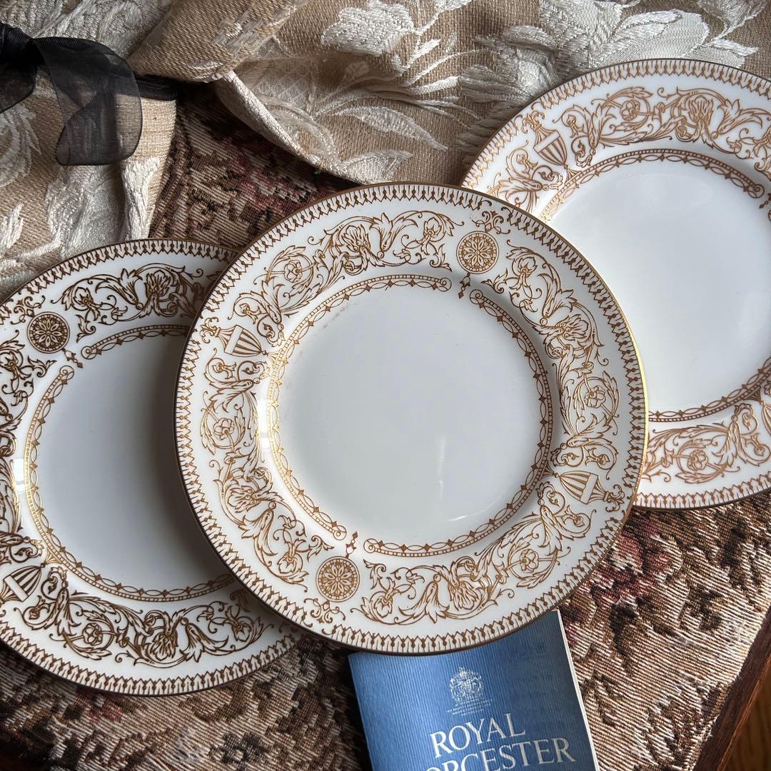新品 英国製 WORCESTER【HYDE PARK】 ケーキ皿 3枚