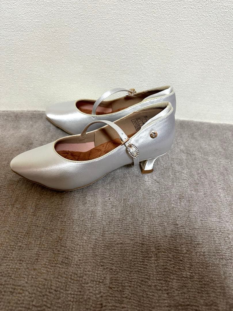 社交ダンス　ADSダンスシューズ 22.5cm コントアヒール5cm