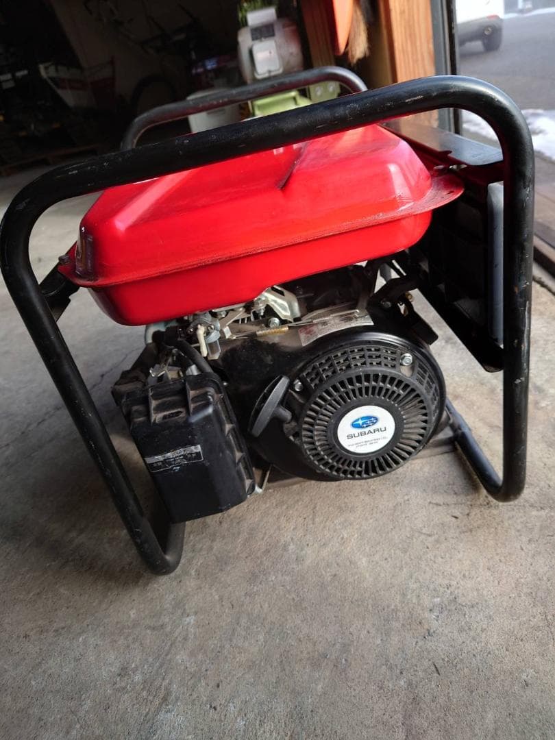 ☆DIY☆　新ダイワ/エンジン発電機　EGR2400