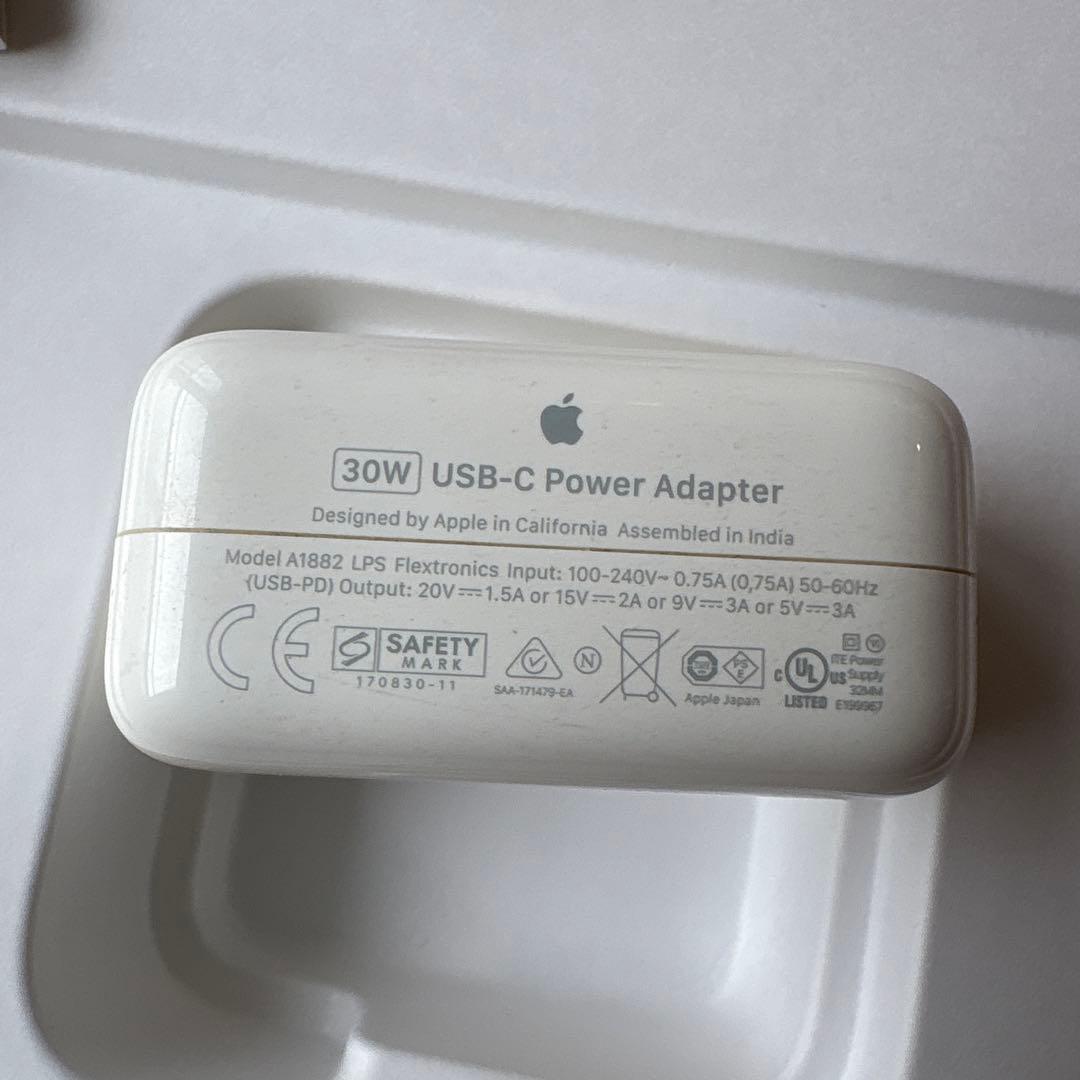 MacBook本体 Apple MacBookAir Mid2019