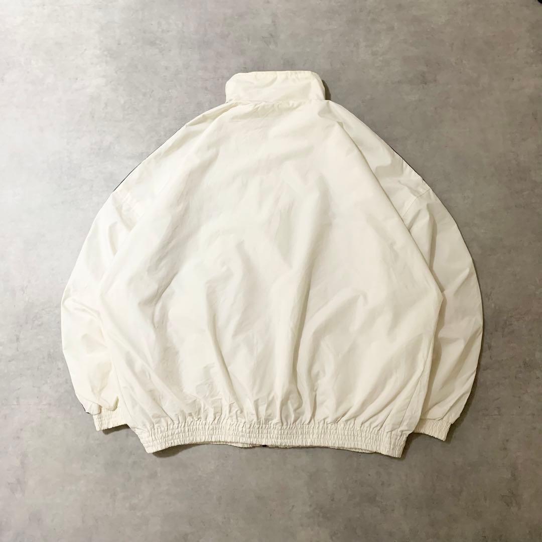 90s古着UMBROナイロンジャケット刺繍口ゴテープロゴホワイトDB392