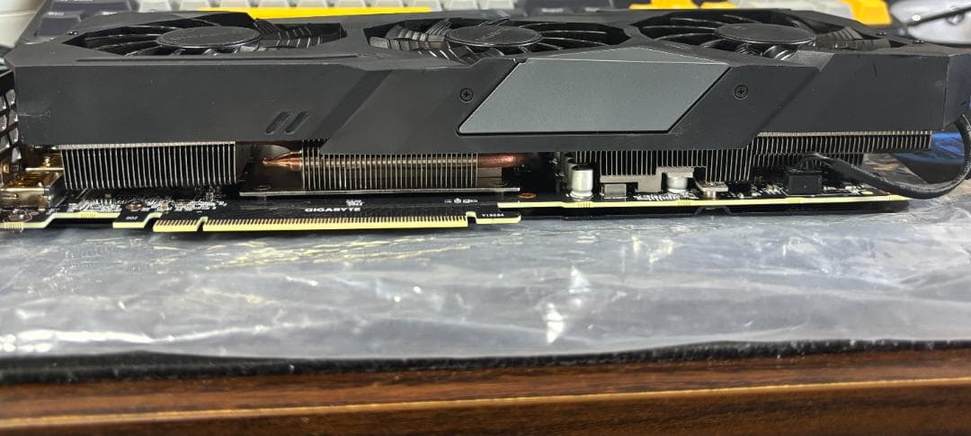 グラフィックボード・グラボ・ビデオカード GIGABYTE RTX 2070 SUPER 8G GAMING OC
