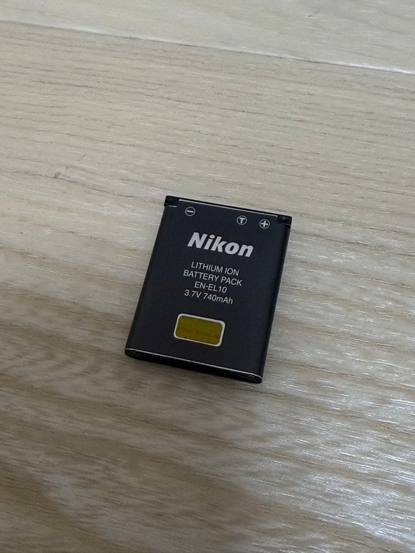 Nicon coolpix s600 動作確認済み バッテリー付き