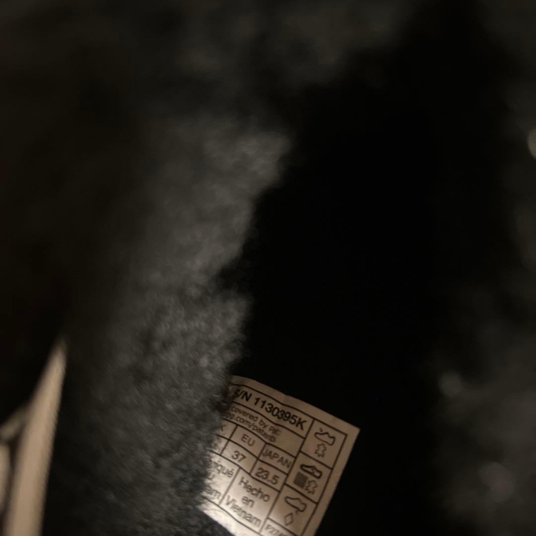 UGG ファーサンダル　ファンケット　レディース　23.5 黒　キッズサイズ