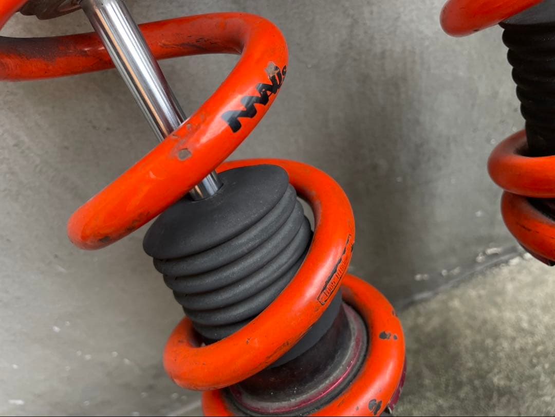 1*8様 クラウン車高調