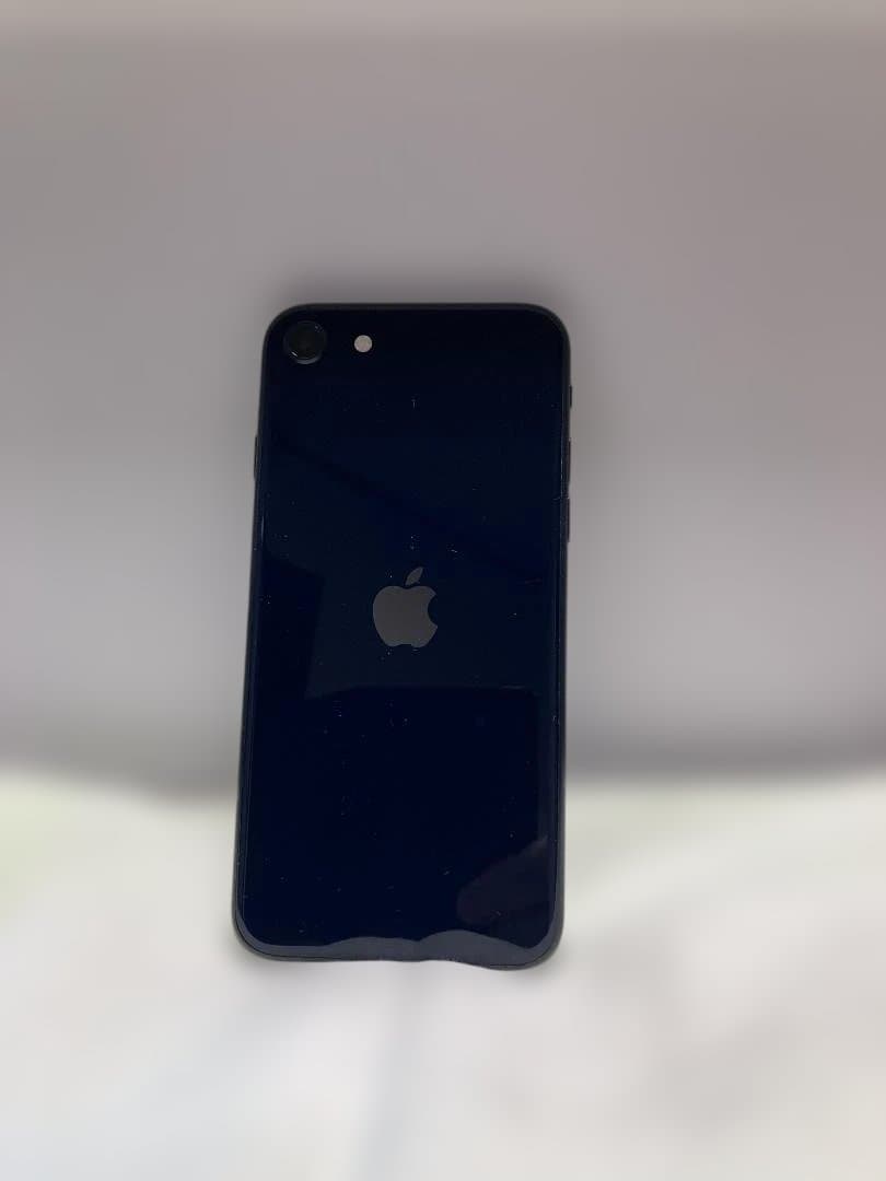 Phone SE(第3世代) 64GB と iPhone7 128GB 2台