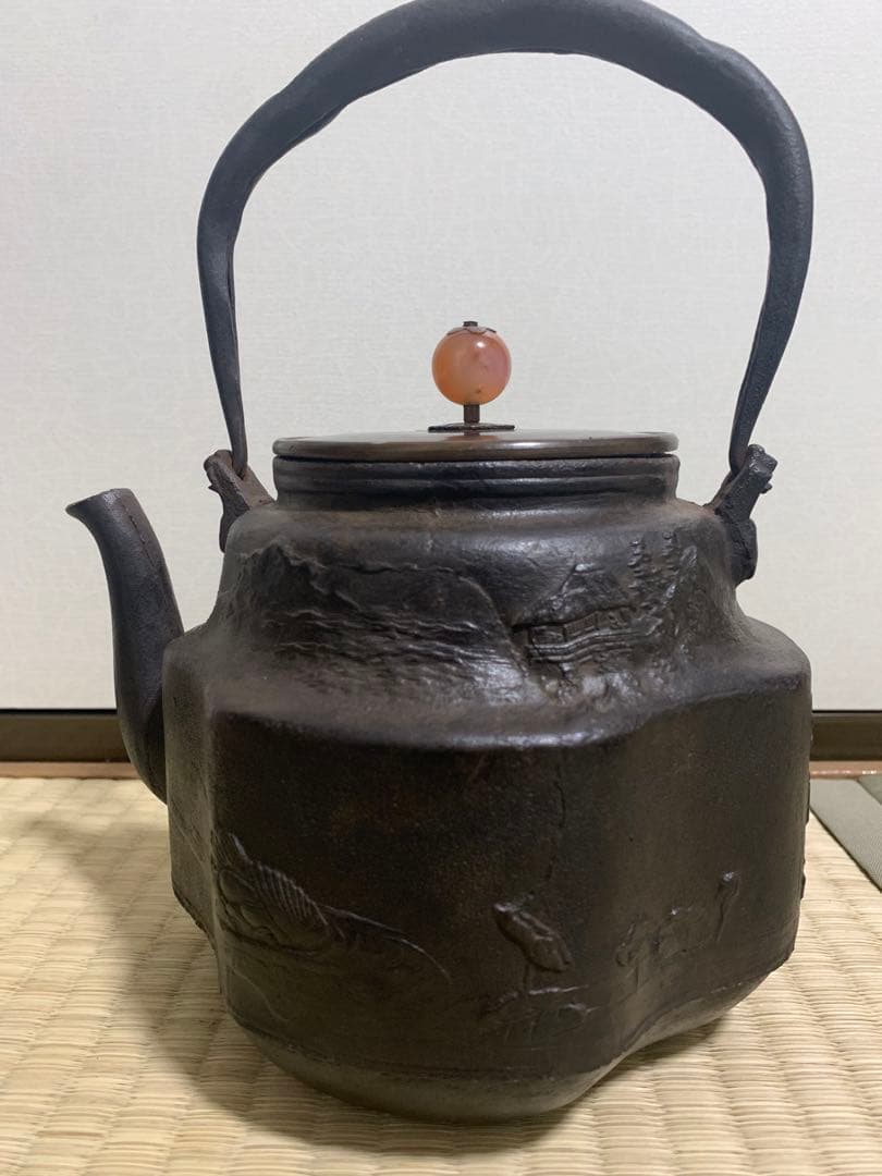 大国造鉄瓶　龍文堂　瑪瑙摘