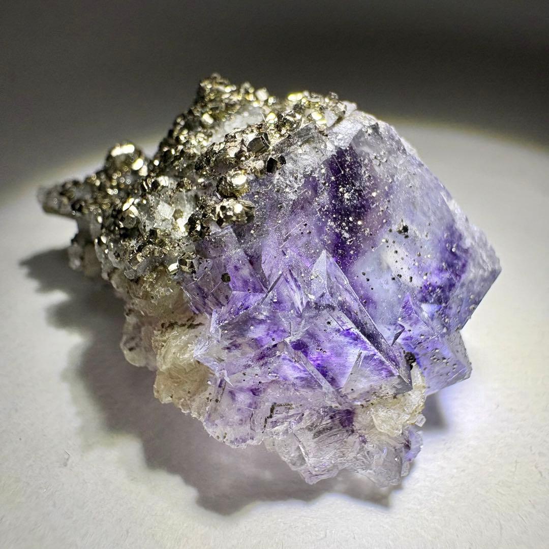 476 中国　ヤオガンシャン産　フローライト&パイライト