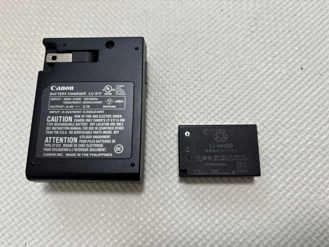 【のんのん様】Canon デジタル一眼レフ　EOS Kiss X9i