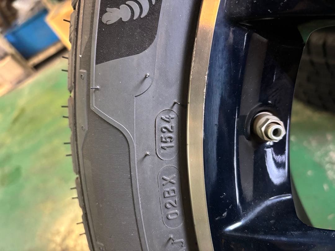 MICHELIN 235/55 R20 タイヤ・ホイールセット