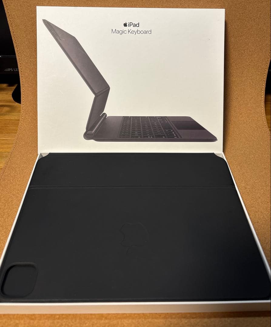 iPad Pro (第4世代) +Apple Pencil +マジックキーボード