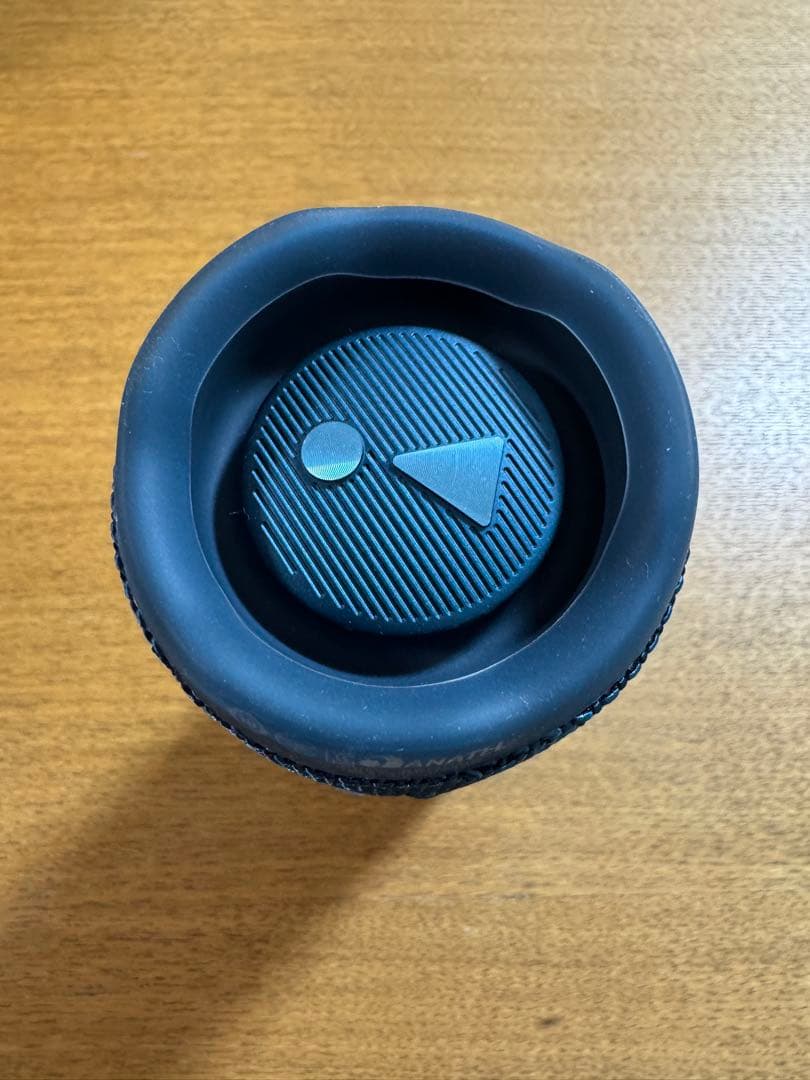 JBL FLIP6 Bluetooth Speaker ほぼ新品