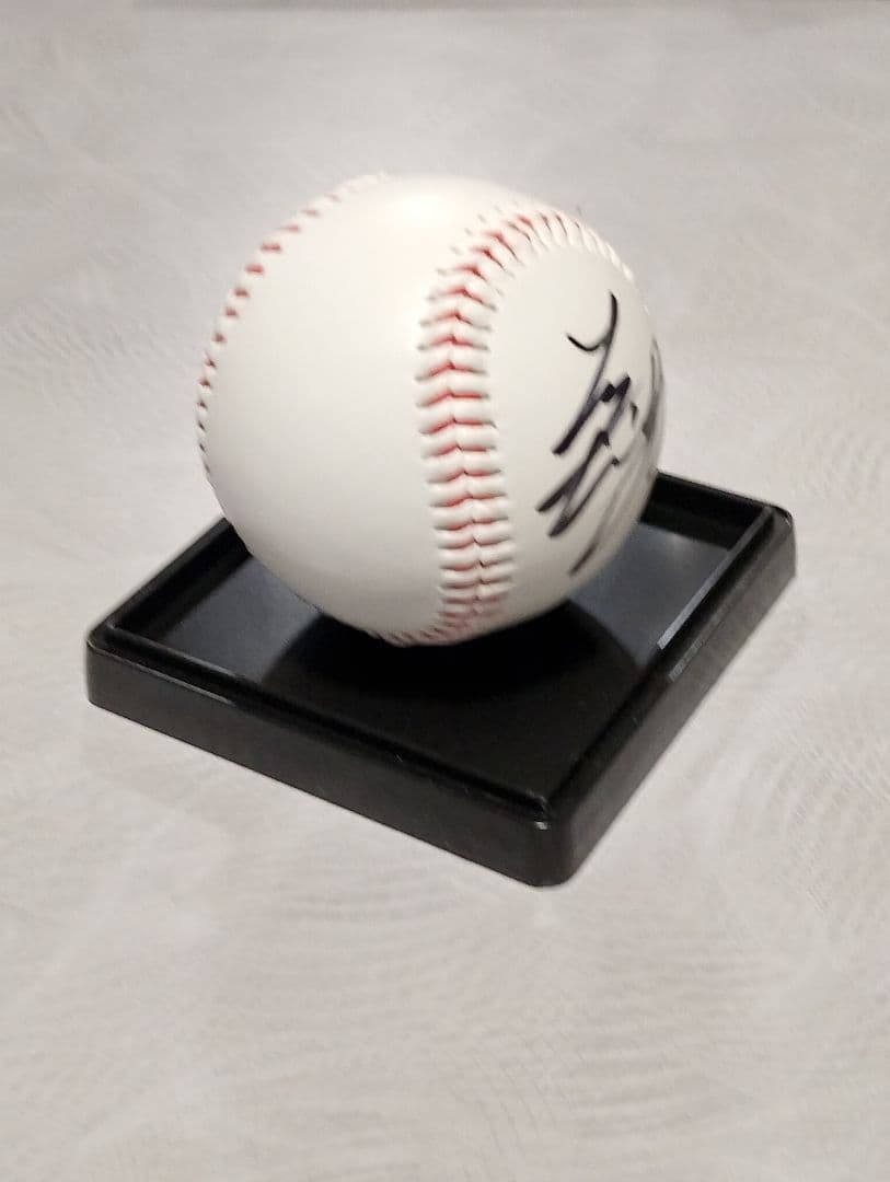 b*1様 ドジャース大谷翔平選手直筆サインボール日本ハムファイターズ在籍時代のも