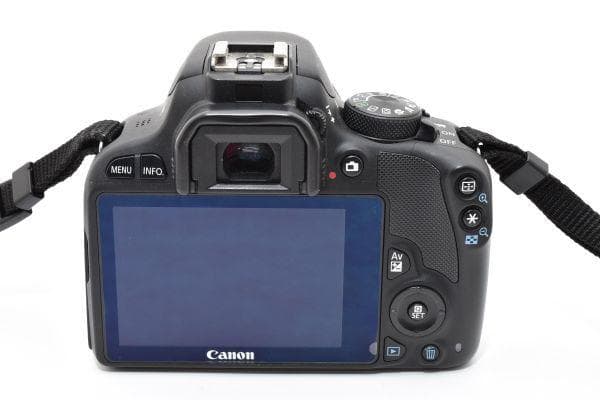 【美品】キャノン Canon EOS Kiss X7 レンズキット SDカード付