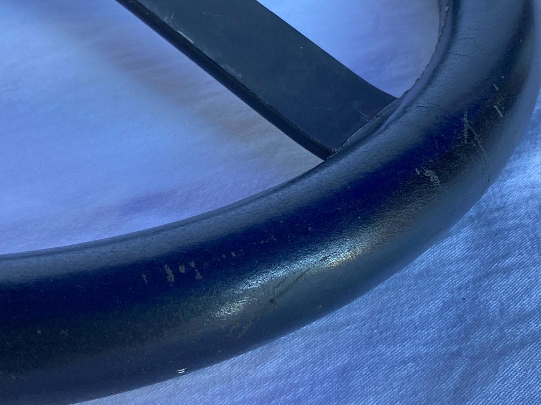 MOMO　モモ　ステアリング　キャバリーノ　３５パイ