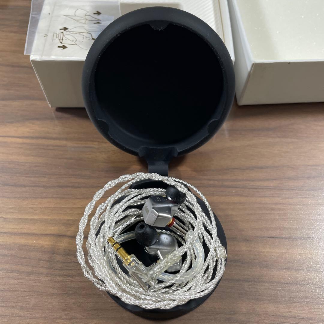 【希少】final B3 有線イヤホン