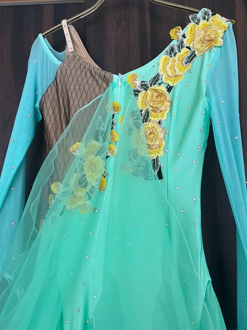 社交ダンス　デモ用ドレス　モダンドレス　新品試着のみ