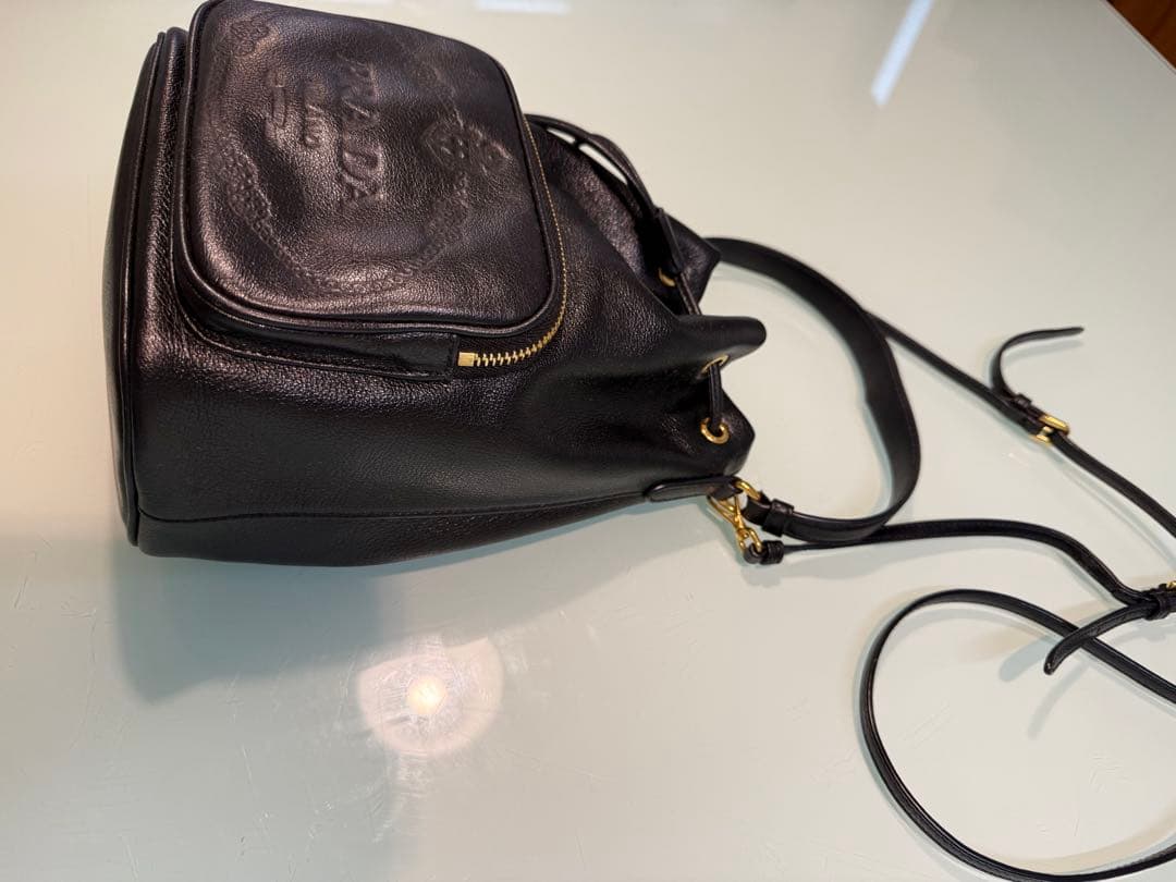 PRADAバケットバッグ ブラック GLACE'CALF レザー 1BH038