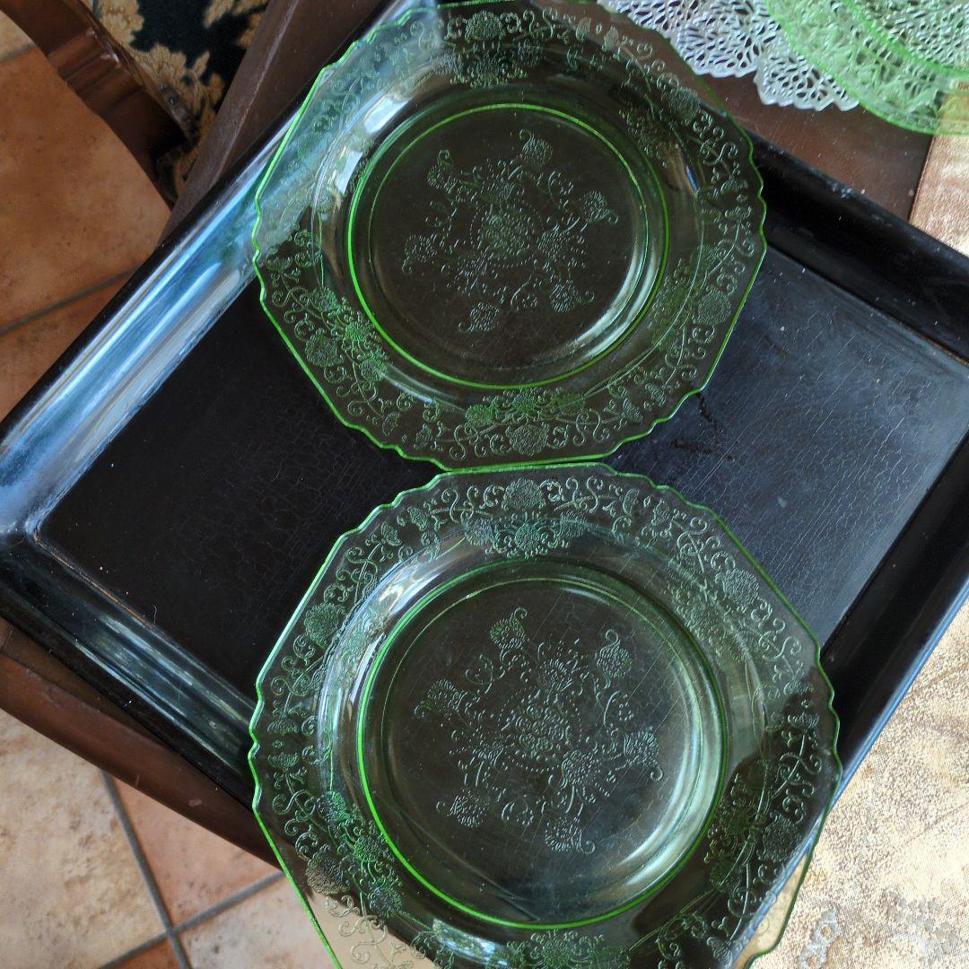 ヘーゼルアトラス　ウランガラス　フローレンス　ディプレッションガラス　プレート