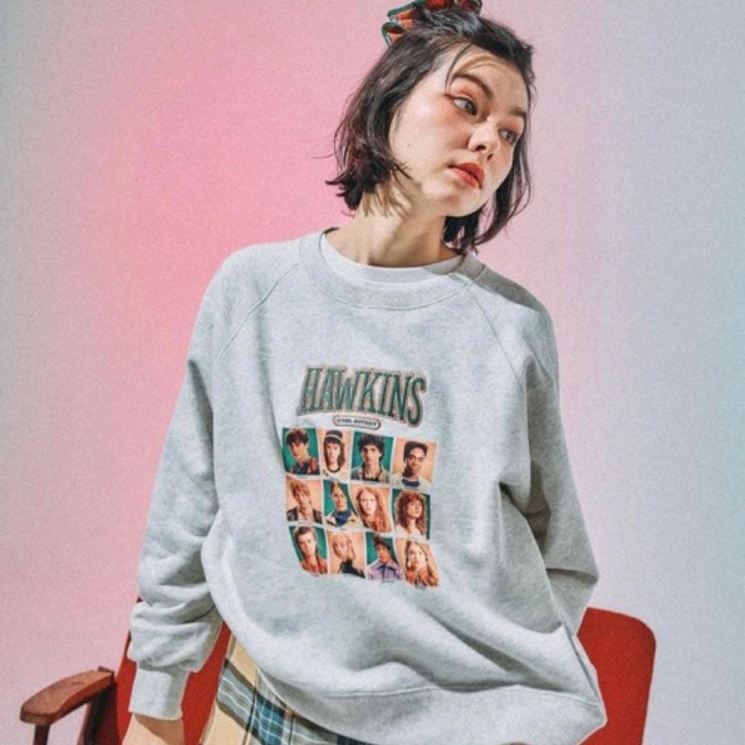 ストレンジャーシングス ニコアンド アソートスウェットプルオーバーオートミールM