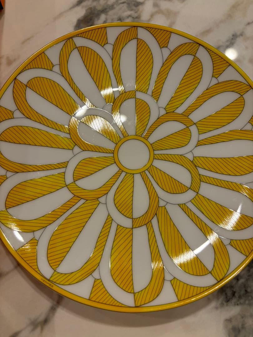 未使用　デザートプレートHERMES 花柄プレート 2枚セット