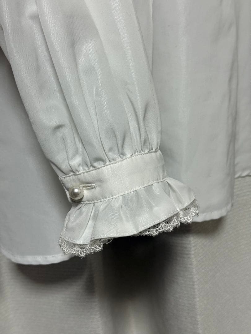 Bisque Dollブラウス