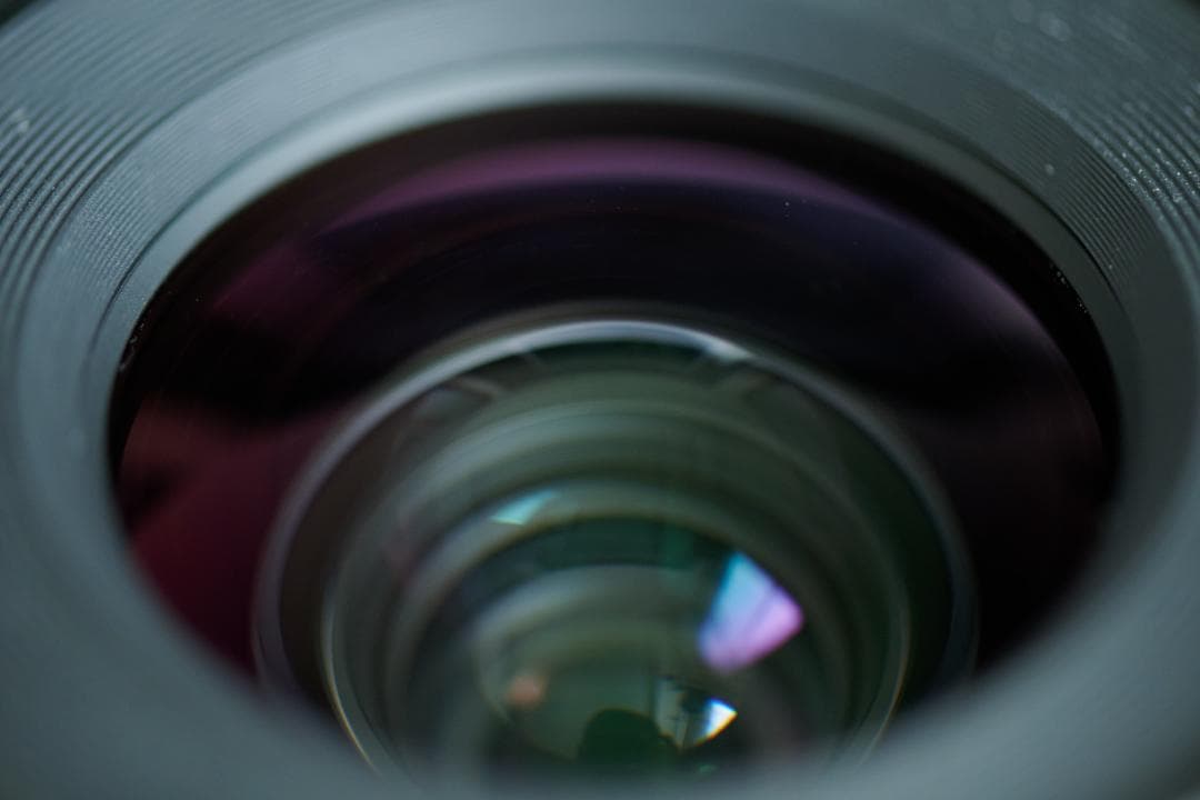 DZOFILM vespid 35mm t2.1 efマウント シネマレンズ