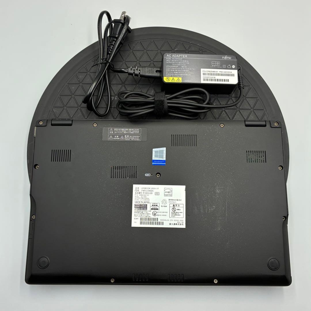 002 富士通 FMVU34025 i5‐1145G7 8G windows11