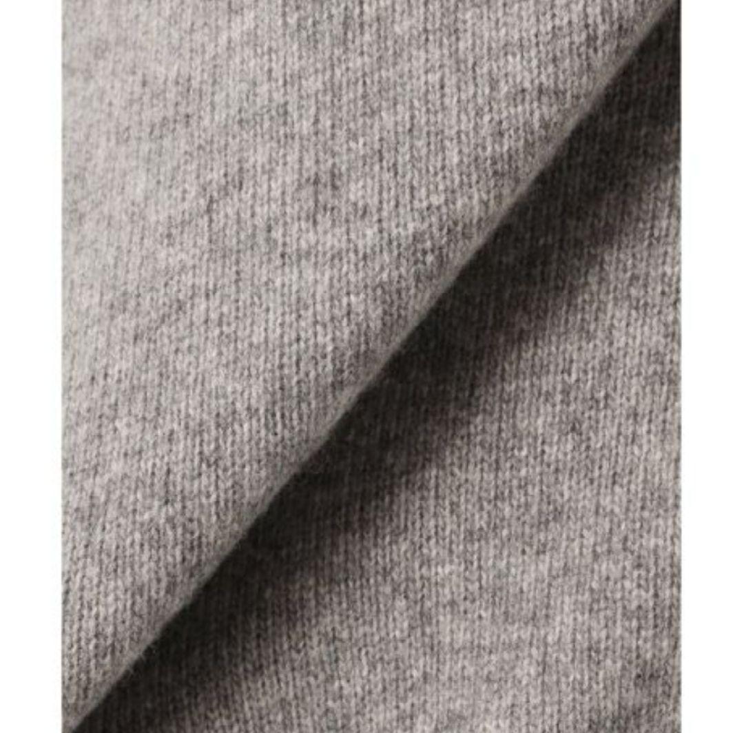 こ*の様 【極美品】ジャーナルスタンダードレリューム　ハミルトンウールVネックカ