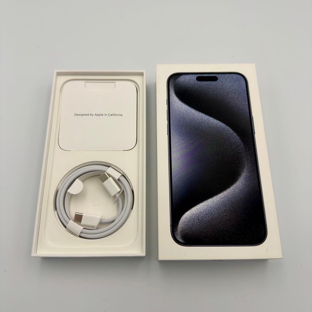 美品 iPhone 15 Pro Max 512GB ブルーチタニウム