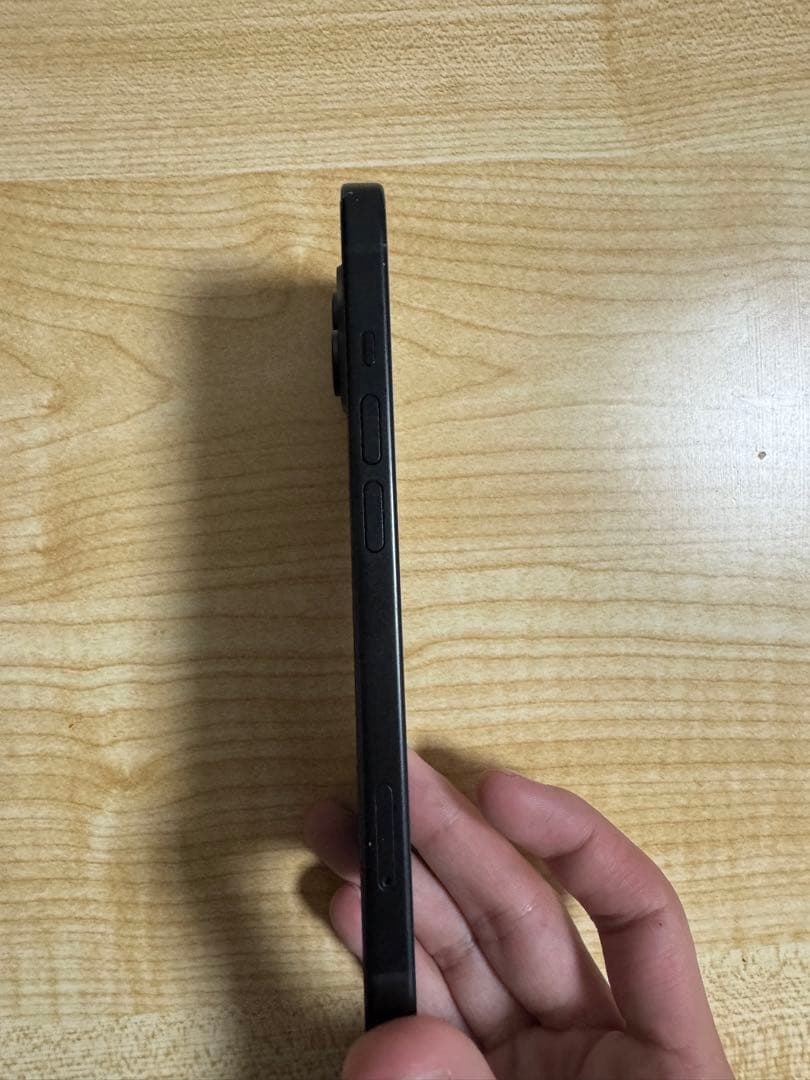 Apple iPhone 15 256GBブラック 本体