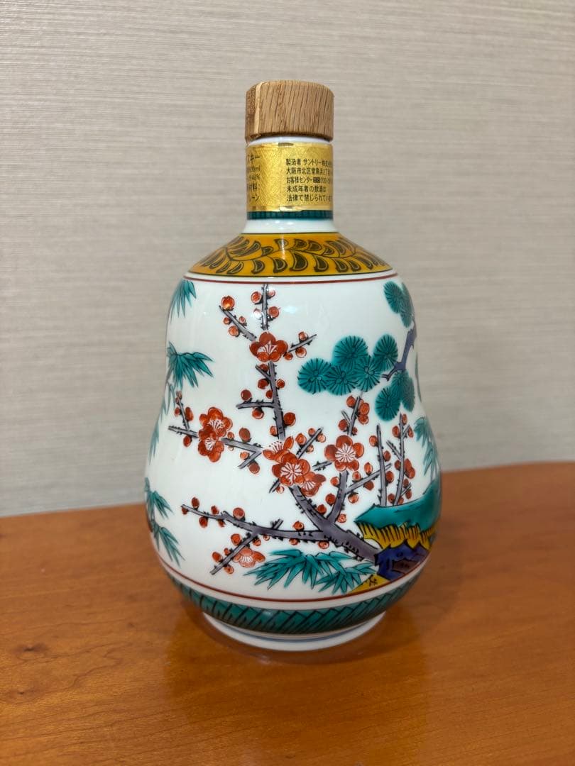 サントリーウイスキー　響２１年　九谷焼【空瓶】