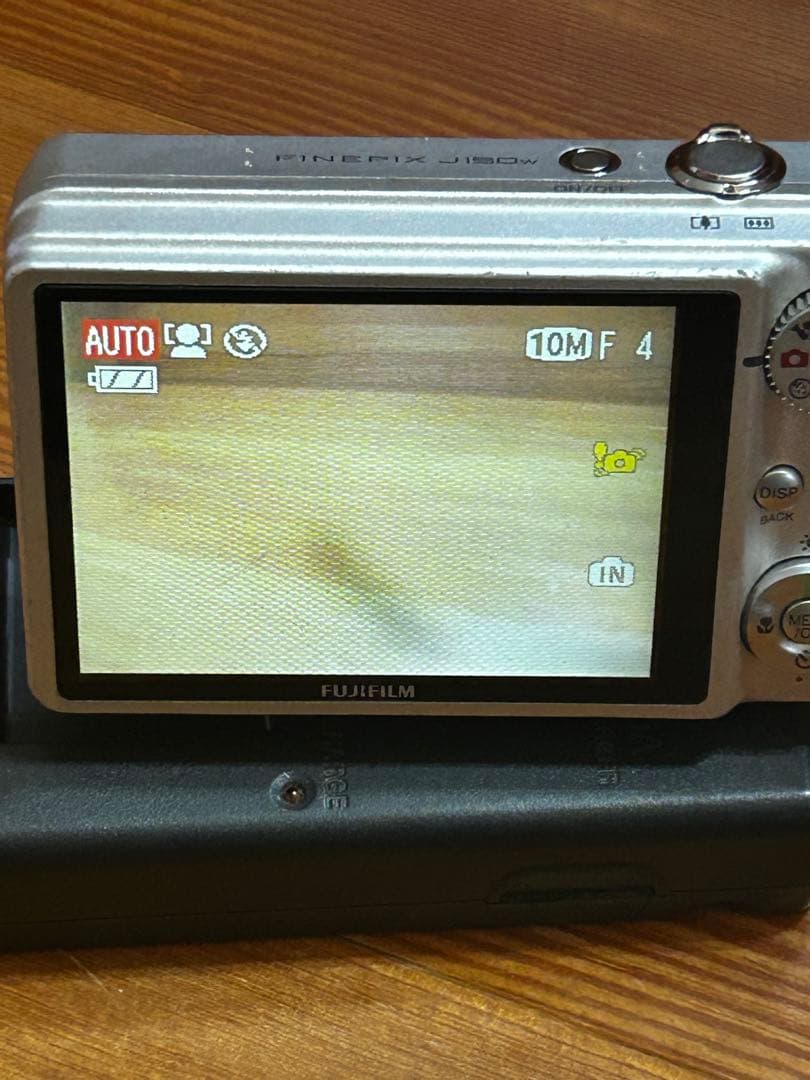 FUJIFILM フジフィルム FINEPIX J150W デジカメ