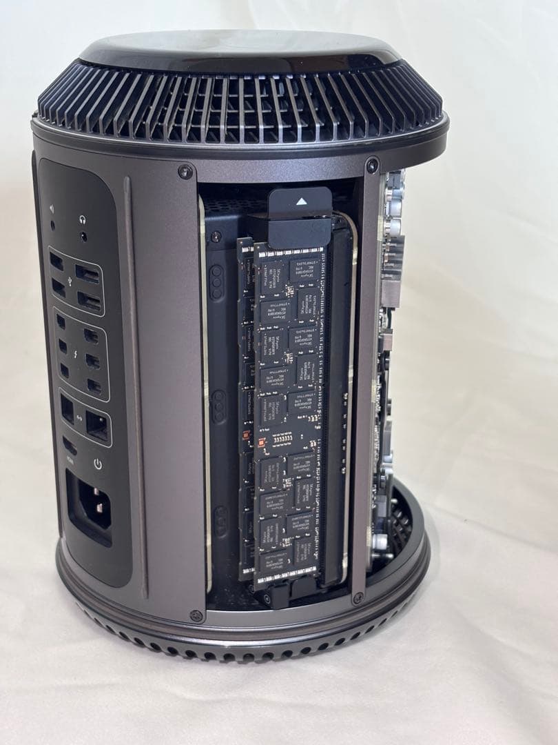 Macデスクトップ Mac Pro (Late 2013) 64GB SSD1TB