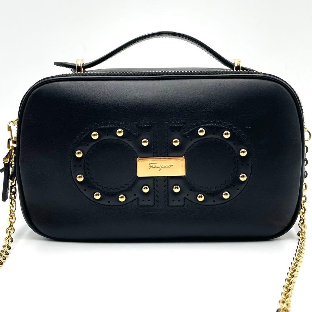 極美品● フェラガモ 2way ショルダーバッグ ガンチーニ ブラック レザー