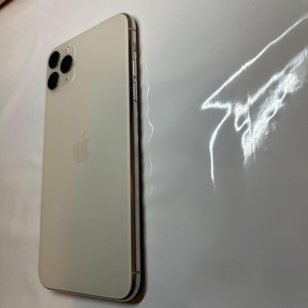 Apple iPhone 11 Pro max 香港版　256gb シルバー