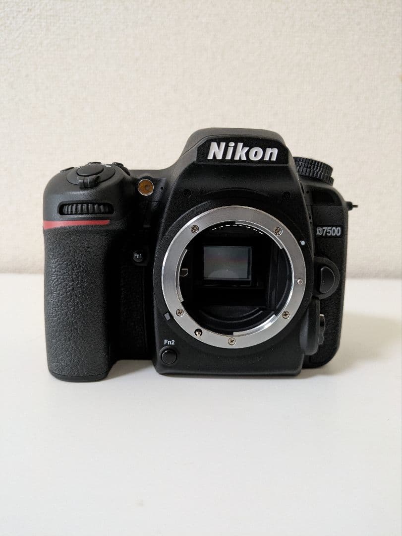 Nikon　D7500 ボディ　1% 以下 　　　　ショット数1475回