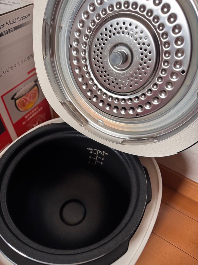 【美品】T-fal ラクラクッカープラス 電気圧力鍋 16役 レシピブック付