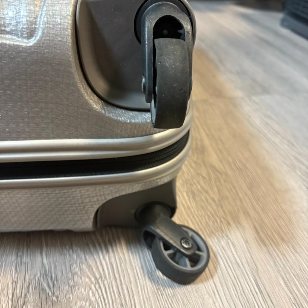 サムソナイト スーツケース コスモライト スピナー55 機内持込可能 36L